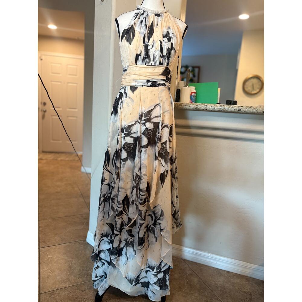 Calvin Klein Women's Halter Neck Gown with Draped Front & Beading 2 MSRP$259 - Picture 4 of 9